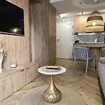 Port Klimatyczny Z Basenem, Jacuzzi I Sauna - Admus Apartment *