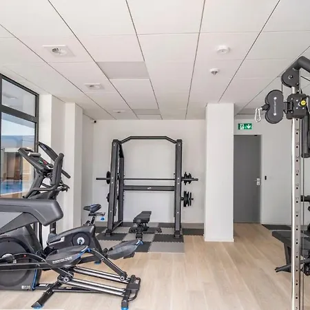 ADMUS - Green Port Bay Apartment