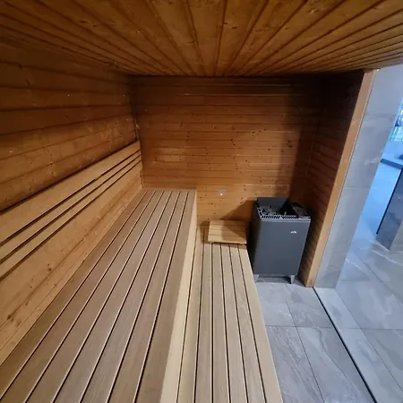 Port Klimatyczny Z Basenem, Jacuzzi, Sauna I Klimatyzacja- Admus * Kolobrzeg