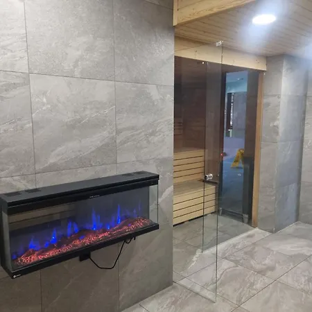 Apartment Port Klimatyczny Z Basenem, Jacuzzi, Sauna I Klimatyzacja- Admus