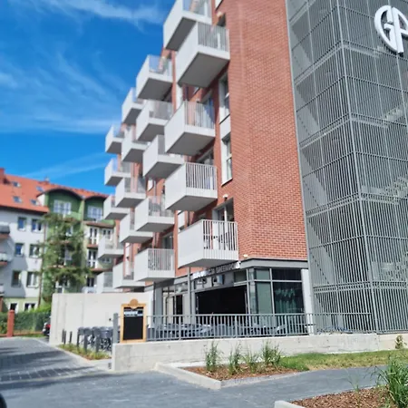 Apartment Port Klimatyczny Z Basenem, Jacuzzi, Sauna I Klimatyzacja- Admus